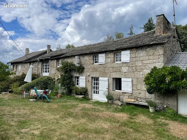 Ferme 10 pièces 250 m²