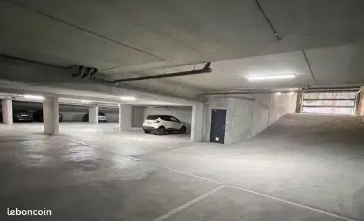 Parking - Saint-Laurent-Du-Var
