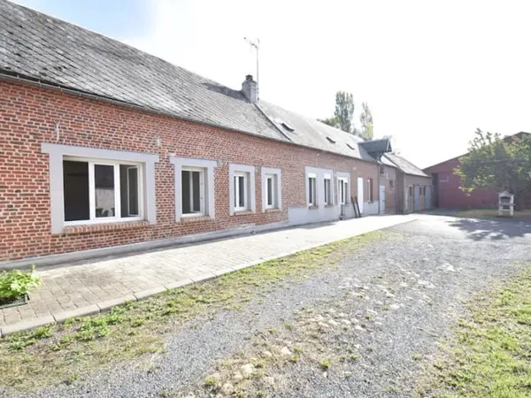 Ferme 9 pièces 145 m²