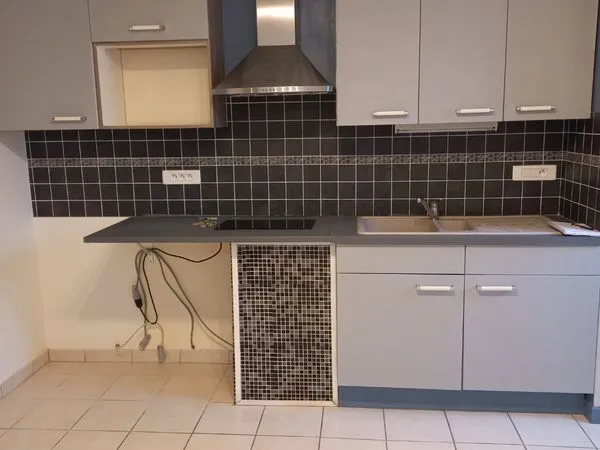 Appartement 1 chbre plein pied centre carhaix