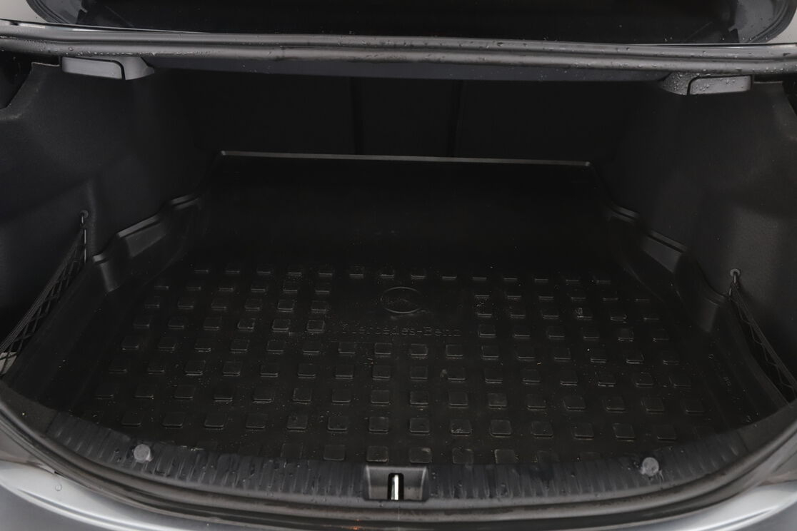 Mercedes-Benz Classe C 220 d AMG Line 9G-Tronic — photo 16