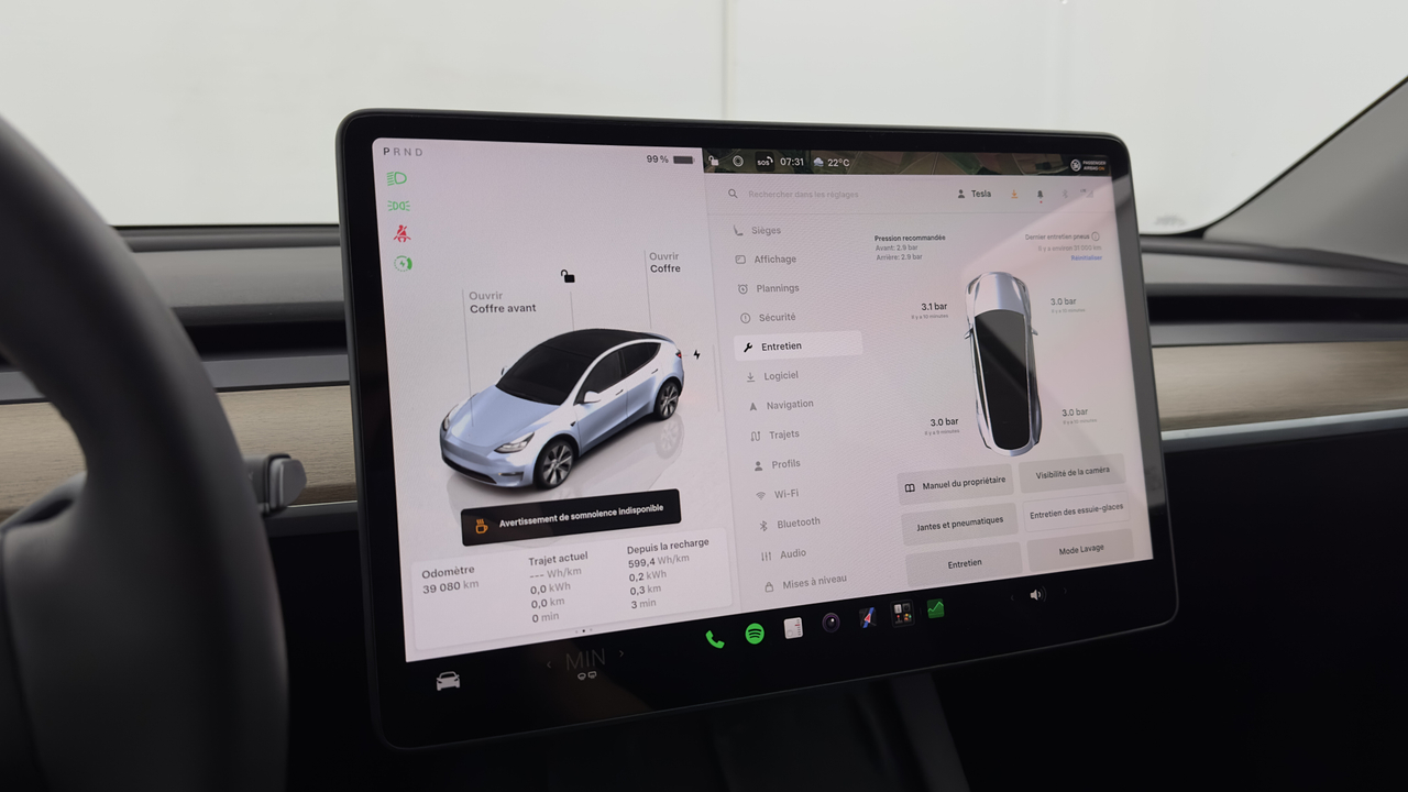Tesla MODEL Y Long Range RWD — photo 19