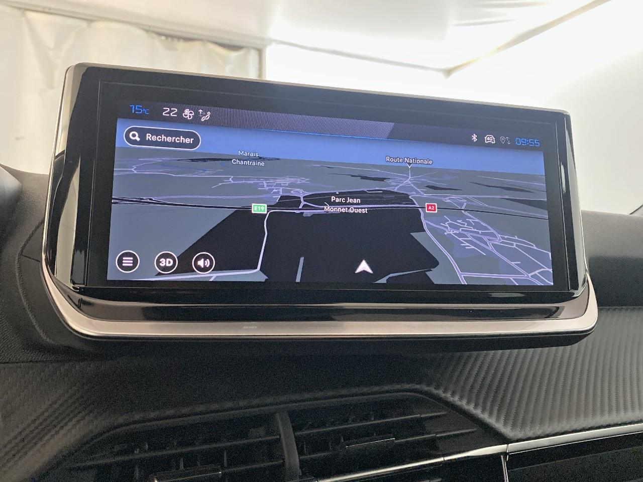 Peugeot 2008 hybrid 145 ch e-dcs6 allure — photo 16