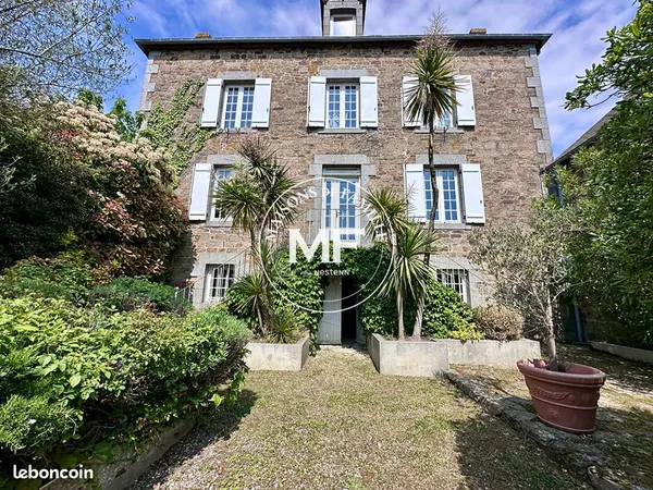 Propriété 9 pièces 215 m²