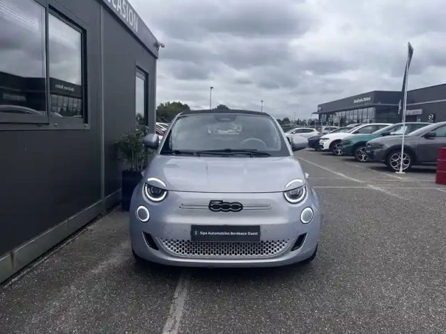 Fiat 500 c e 118 ch — photo 2