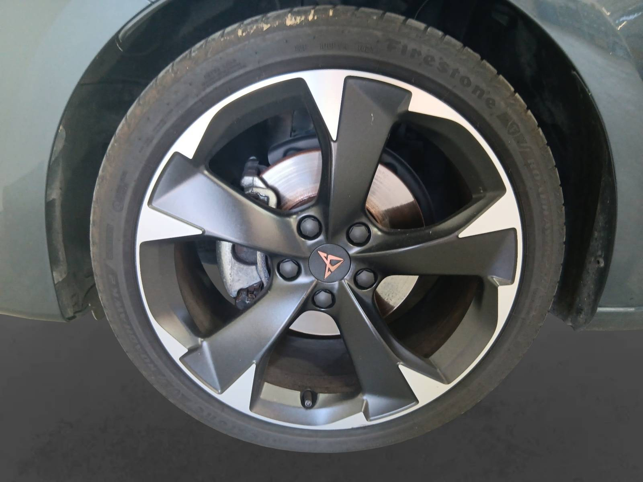 Cupra Leon — photo 10