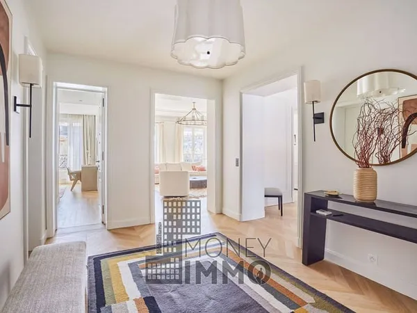 Appartement 5 pièces 165 m²