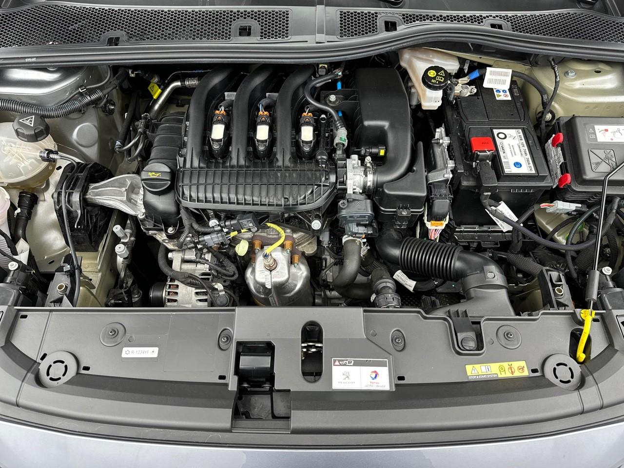 Peugeot 208 puretech 75 s&s bvm5 style — photo 13