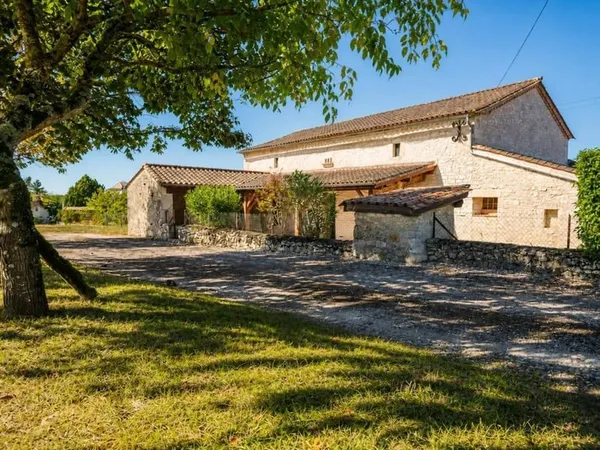 Maison de 5 pièces de 122 m² à Loubès-Bernac