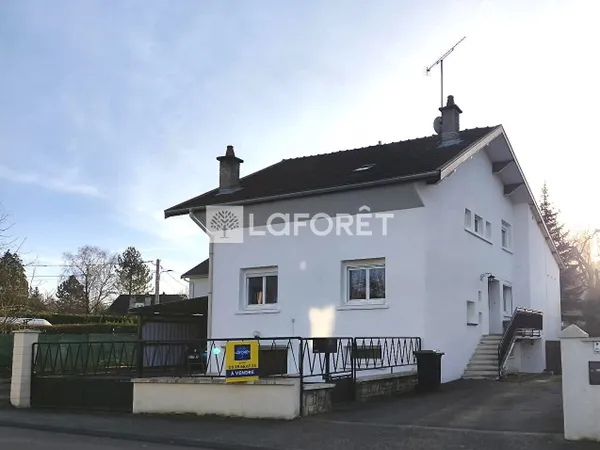 Maison 8 pièces 204 m²