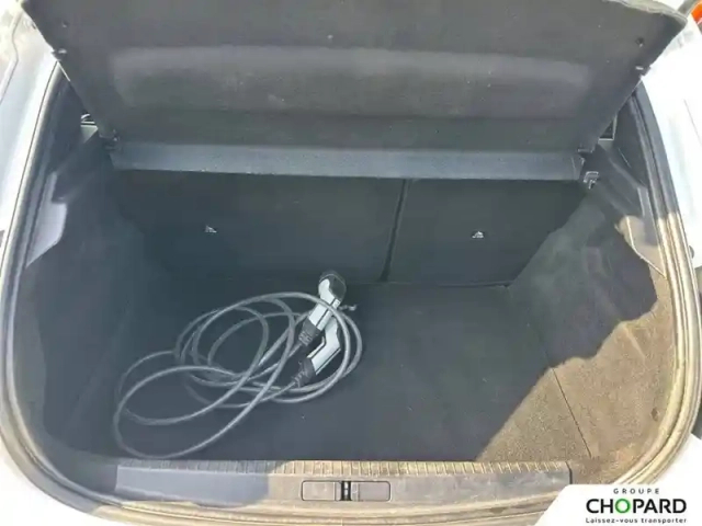 Peugeot 208 electrique 50 kwh 136ch — photo 8
