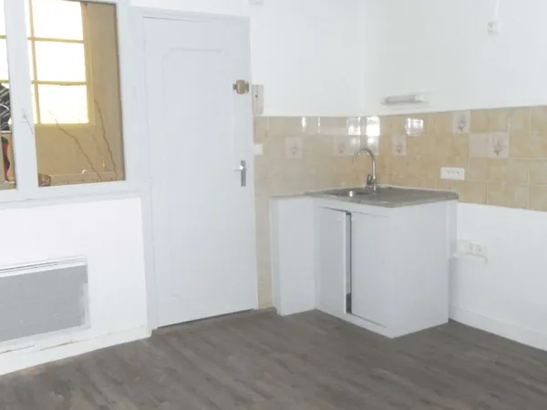 Appartement type F1 - 7 rue vieilles boucheries LOUHANS
