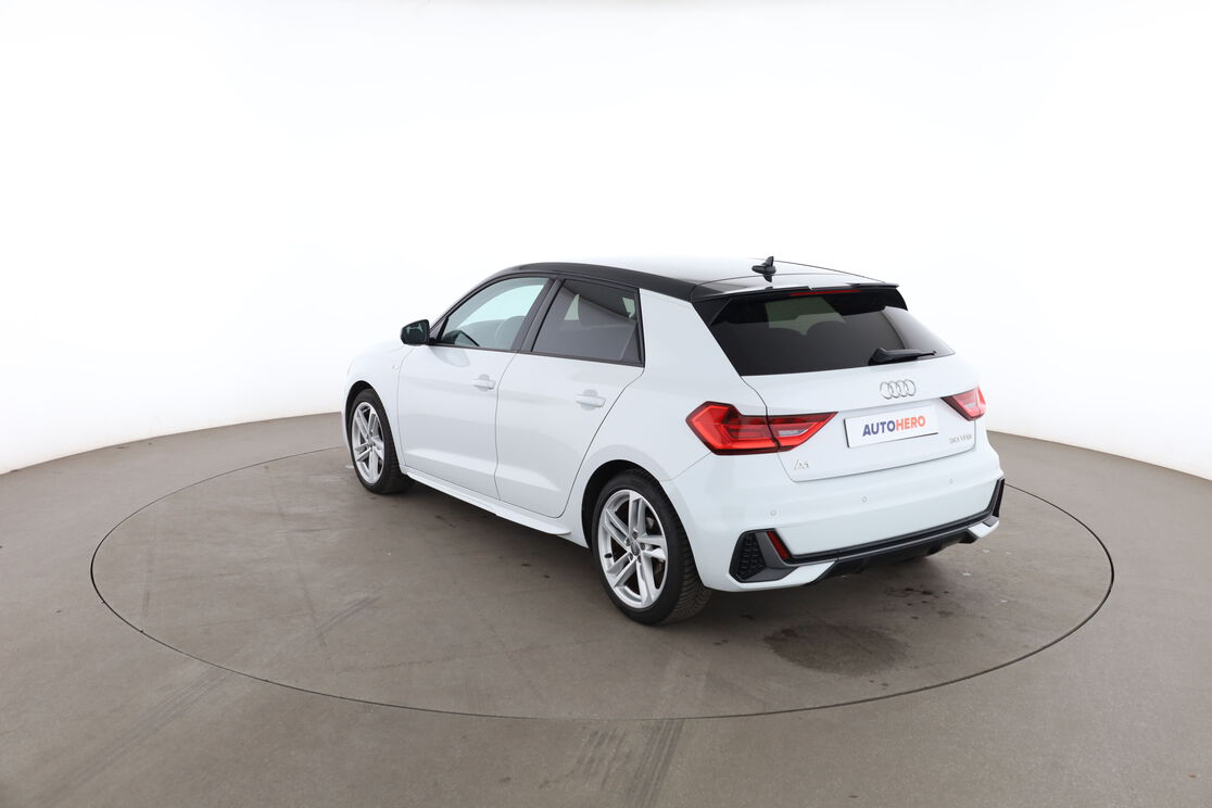 Audi A1 Sportback 30 TFSI S Tronic 7 — photo 3