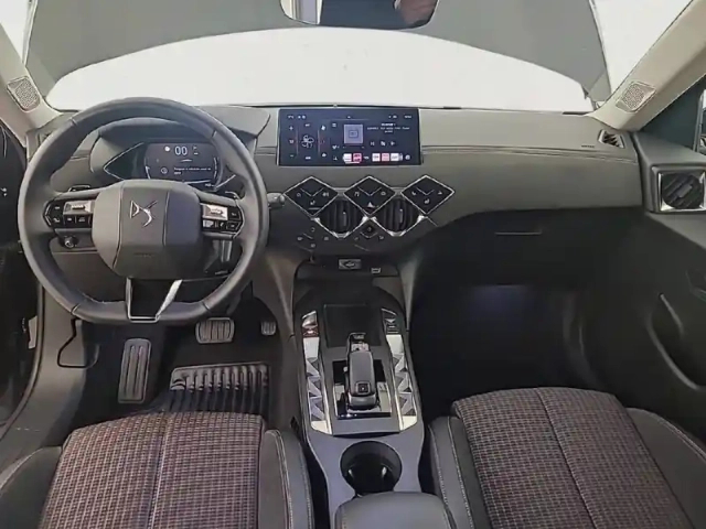 Ds Ds 3 hybride 136 e-dct6 — photo 98