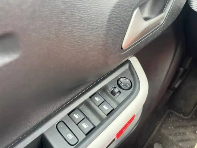 Citroën C3 hybride 110 ch automatique — photo 19