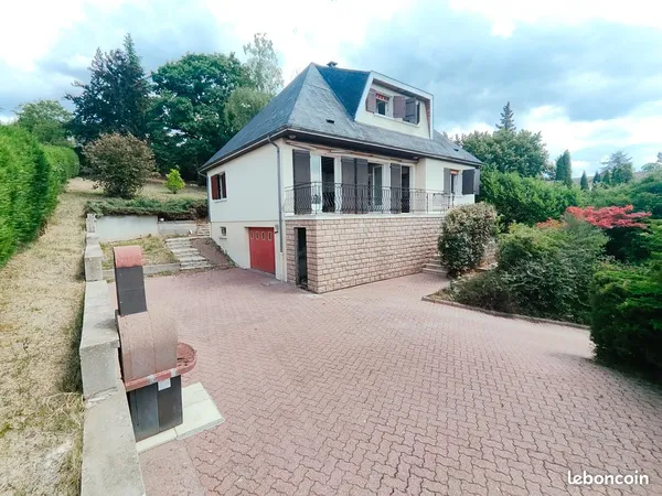 Maison de famille, Vichy, Abrest, 180m², 6 pièces