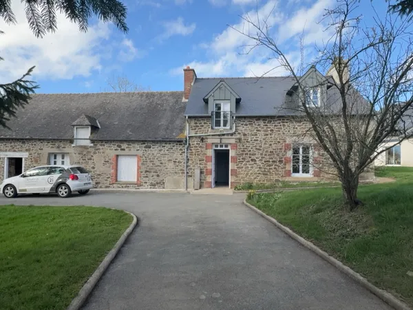 Superbe maison refaite à neuf, dans un écrin de verdure