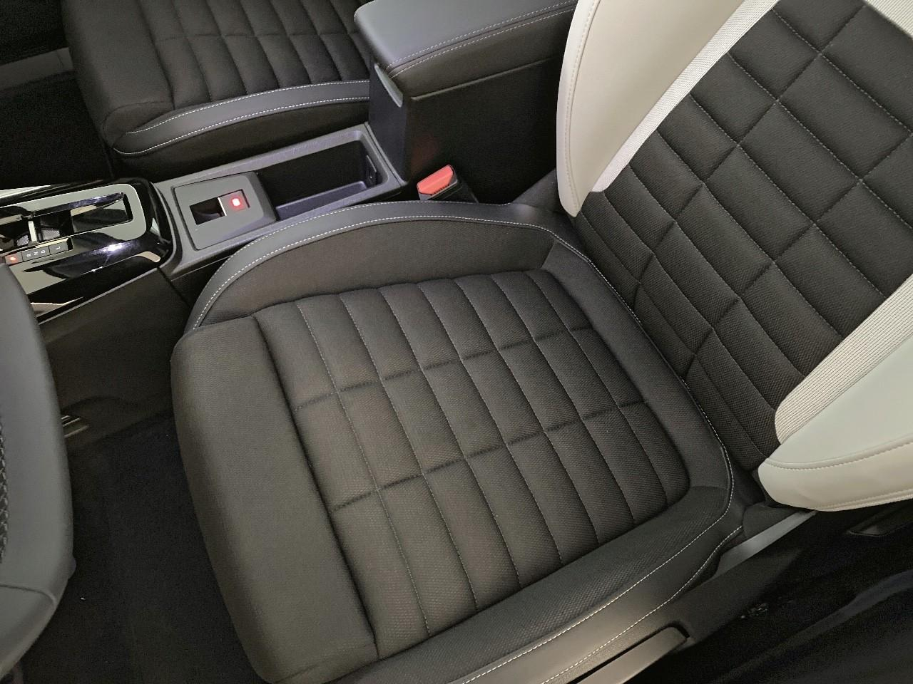 Citroën C3 Aircross hybride 145 ch aut max — photo 9