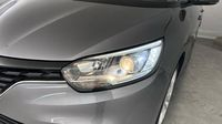 Renault Scénic 1.5 dCi 110ch energy Zen — photo 17