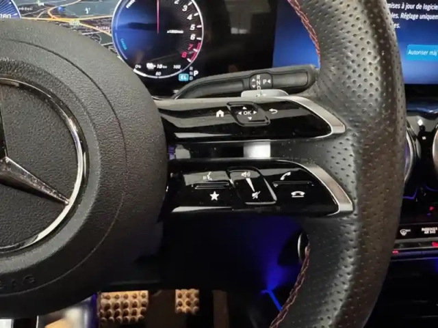 Mercedes Gla 250 e hybrid eq amg line — photo 20