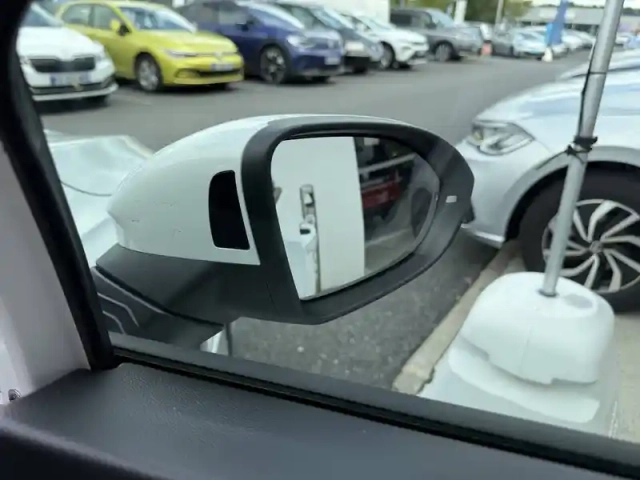 Volkswagen Golf 1.5 ehybrid 204 dsg6 — photo 39