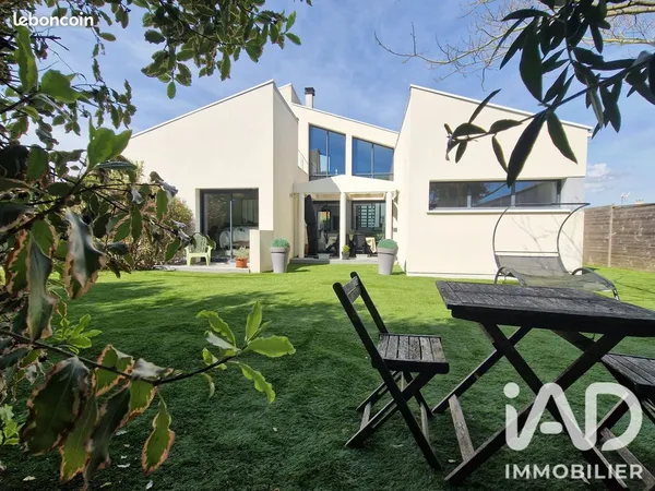 Maison 5 pièces 160 m²