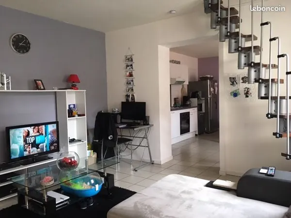 Maison 2 chambres en centre- ville, au calme, proche des commodités