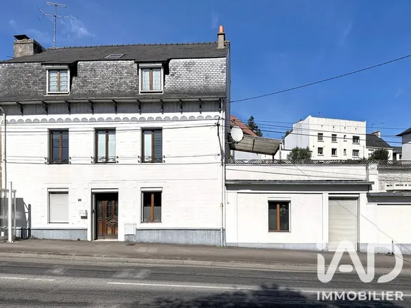 Maison 9 pièces 196 m²