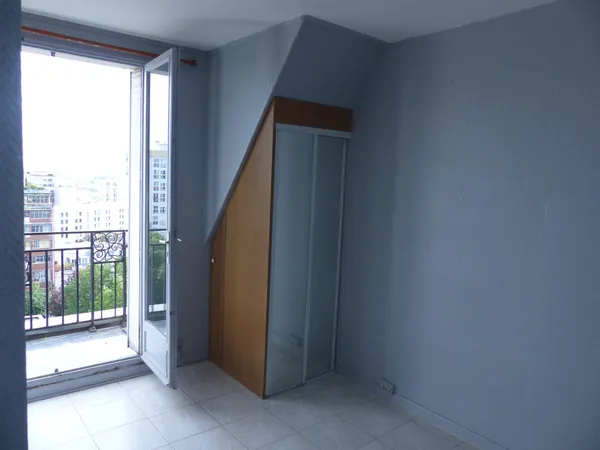 Location studio Paris 19 Buttes Chaumont
