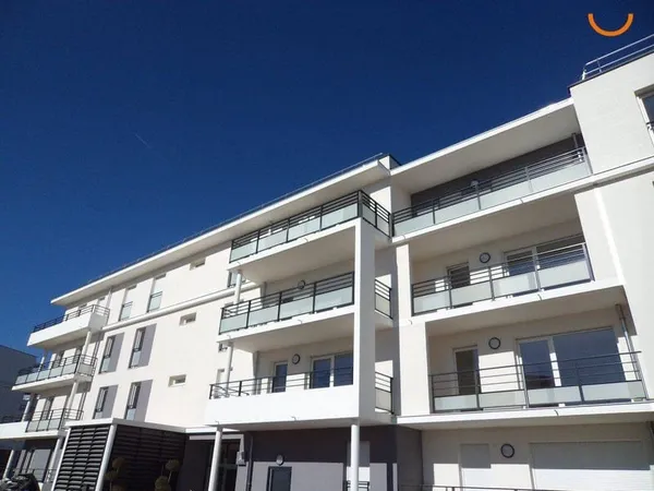Stationnement Location Saint-Genis-Pouilly 141€