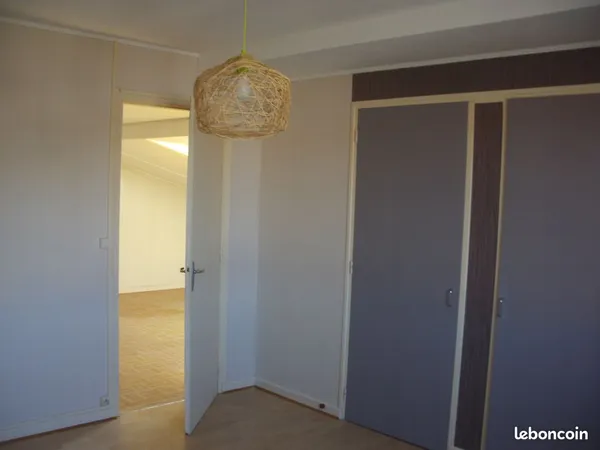 Appartement F1/F2 NEUFCHATEAU