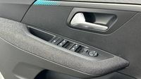 Peugeot 208 1.2 PureTech 100ch S&S Style 118g — photo 19
