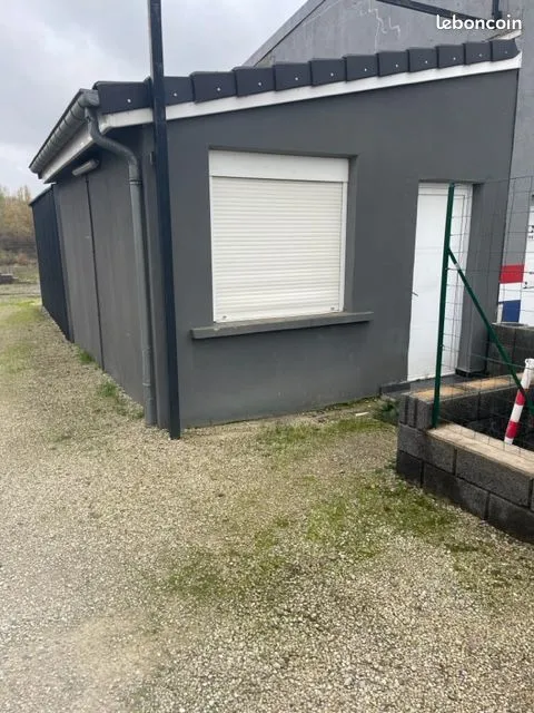 Photo 1
