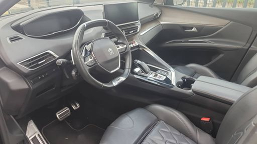 Peugeot 5008 2.0 BlueHdi 180 EAT8 - Gt Pack – 2022 – 126077 km – Diesel – Boîte Automatique — photo 43