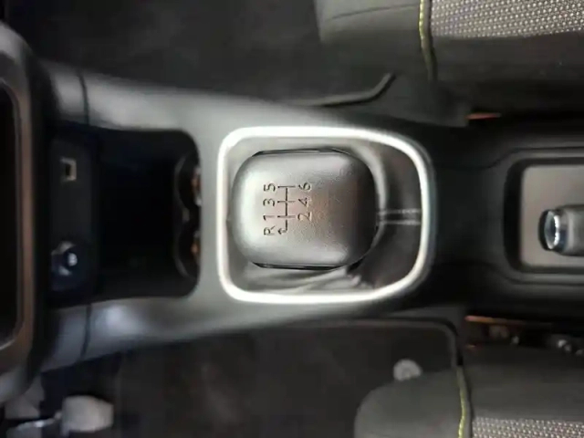Citroën C3 bluehdi 100 s&amp;s bvm6 — photo 58