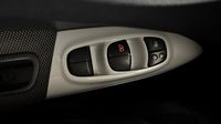 Nissan Juke 1.5 dCi 110ch N-Connecta — photo 28