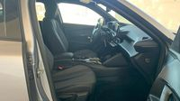 Peugeot 2008 1.2 PureTech 130ch S&S Allure Pack EAT8 — photo 15