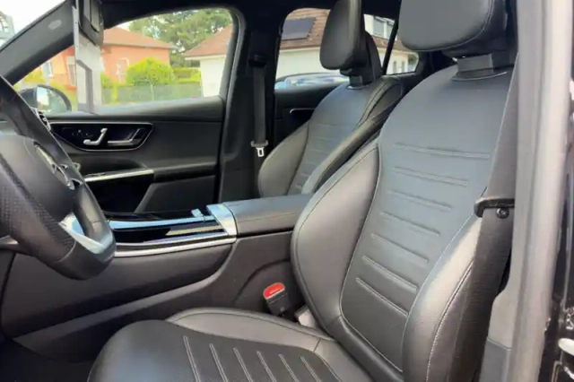 Mercedes Glc coupe 220 d 4matic — photo 11