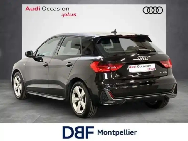 Audi A1 30 tfsi 110 ch bvm6 s line — photo 3