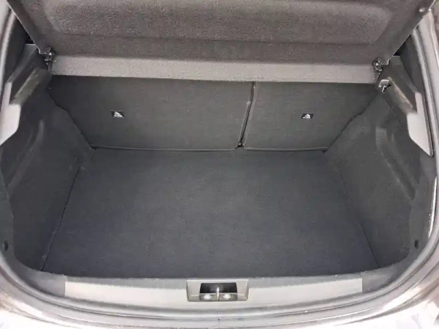 Peugeot 208 puretech 75 s&amp;s bvm5 — photo 20