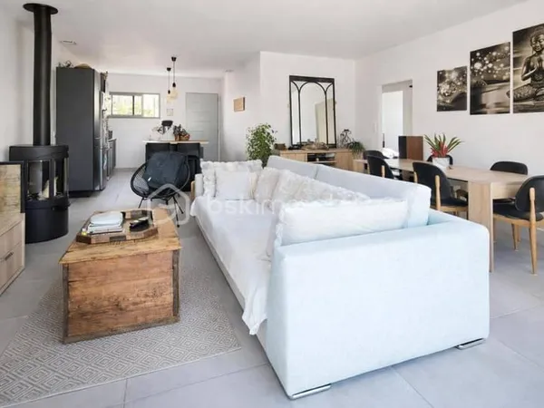 Maison de plain-pied 4 pièces 101 m²