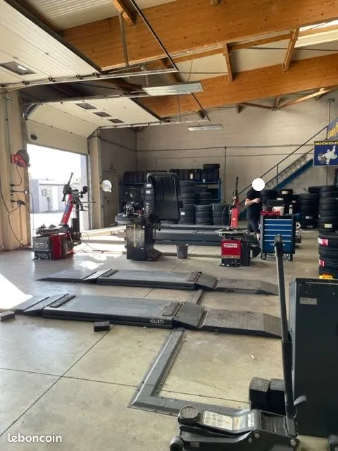 Photo 1