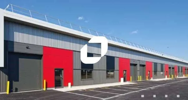 Local d'activité 471 m²