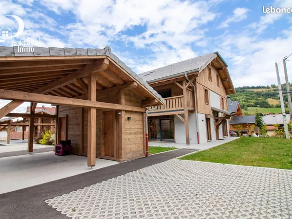 Appartement 4 pièces 117 m²