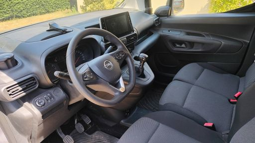 Opel Combo Cargo M 1.5 D 130 - Elegance – 2021 – 65417 km – Diesel – Boîte Manuelle — photo 26