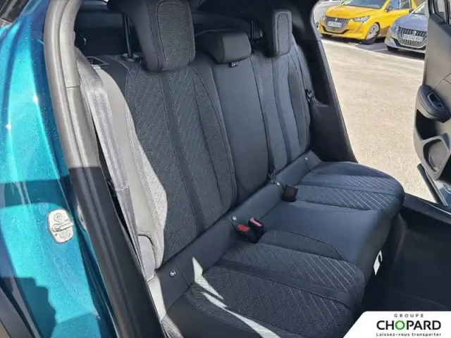 Peugeot 2008 hybrid 145 e-dcs6 — photo 22