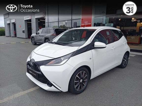 Toyota AYGO Toyota Aygo 1.0 VVT-i 69ch x-play 5p