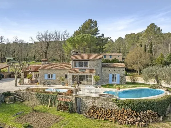 Canton de Fayence - Authentique maison en pierres avec vue panor