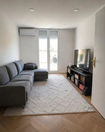 Appartement 47 m² entièrement rénové - Esprit maison -