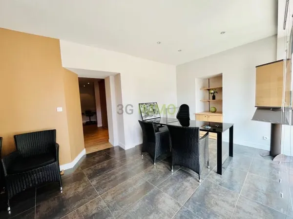 Bureau et espace de travail Vente Loches 53m² 112000€